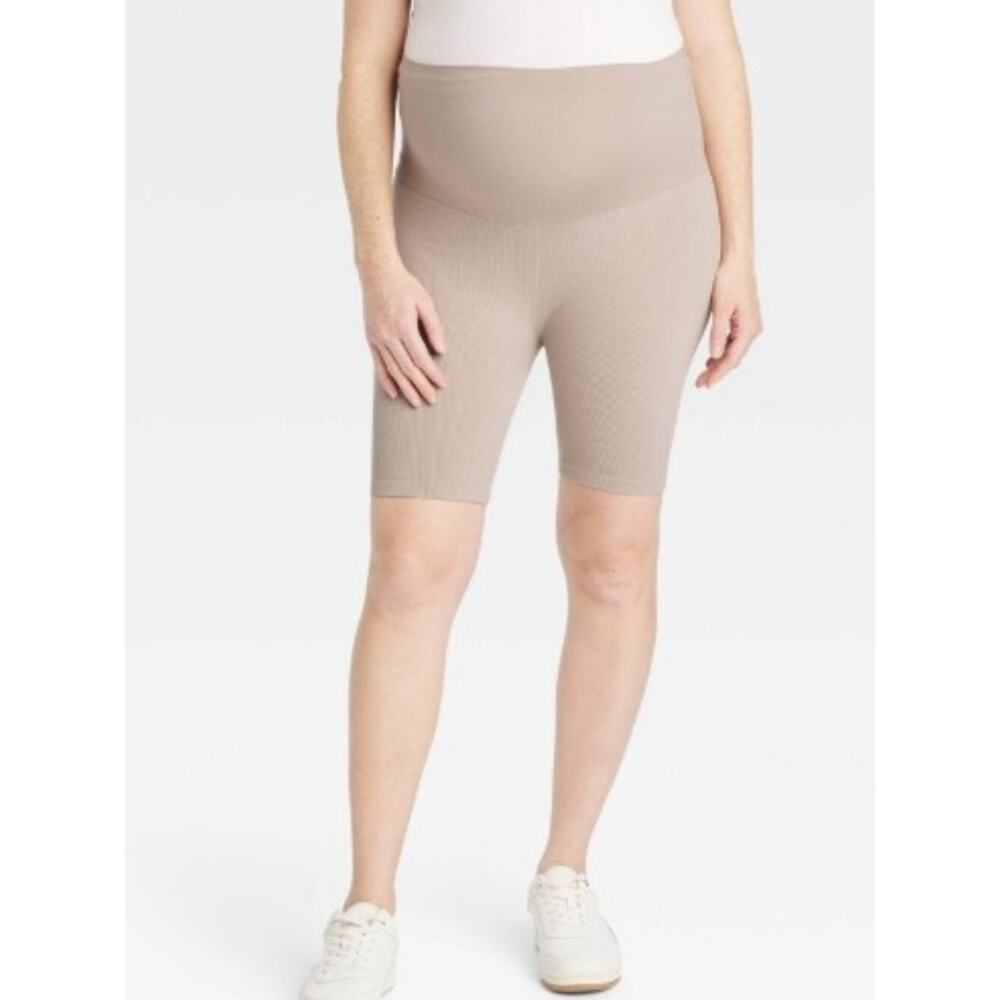 Isabel Maternity by Ingrid and Isabel Taupe Ribbed Maternity Bike Shorts Size L